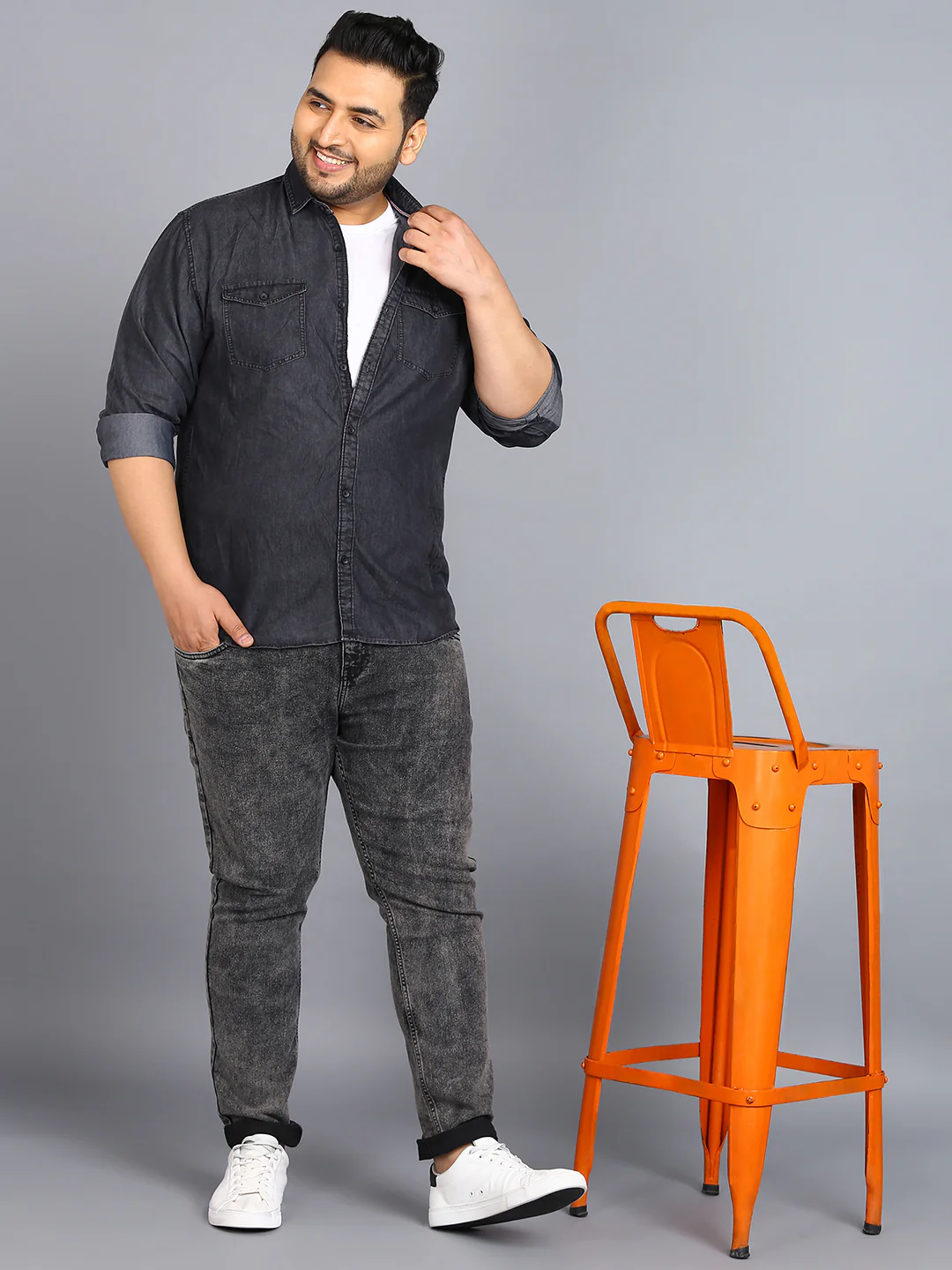 Plus Men's Dark Grey Denim Full Sleeve Regular Fit Washed Casual Shirt - Image 4