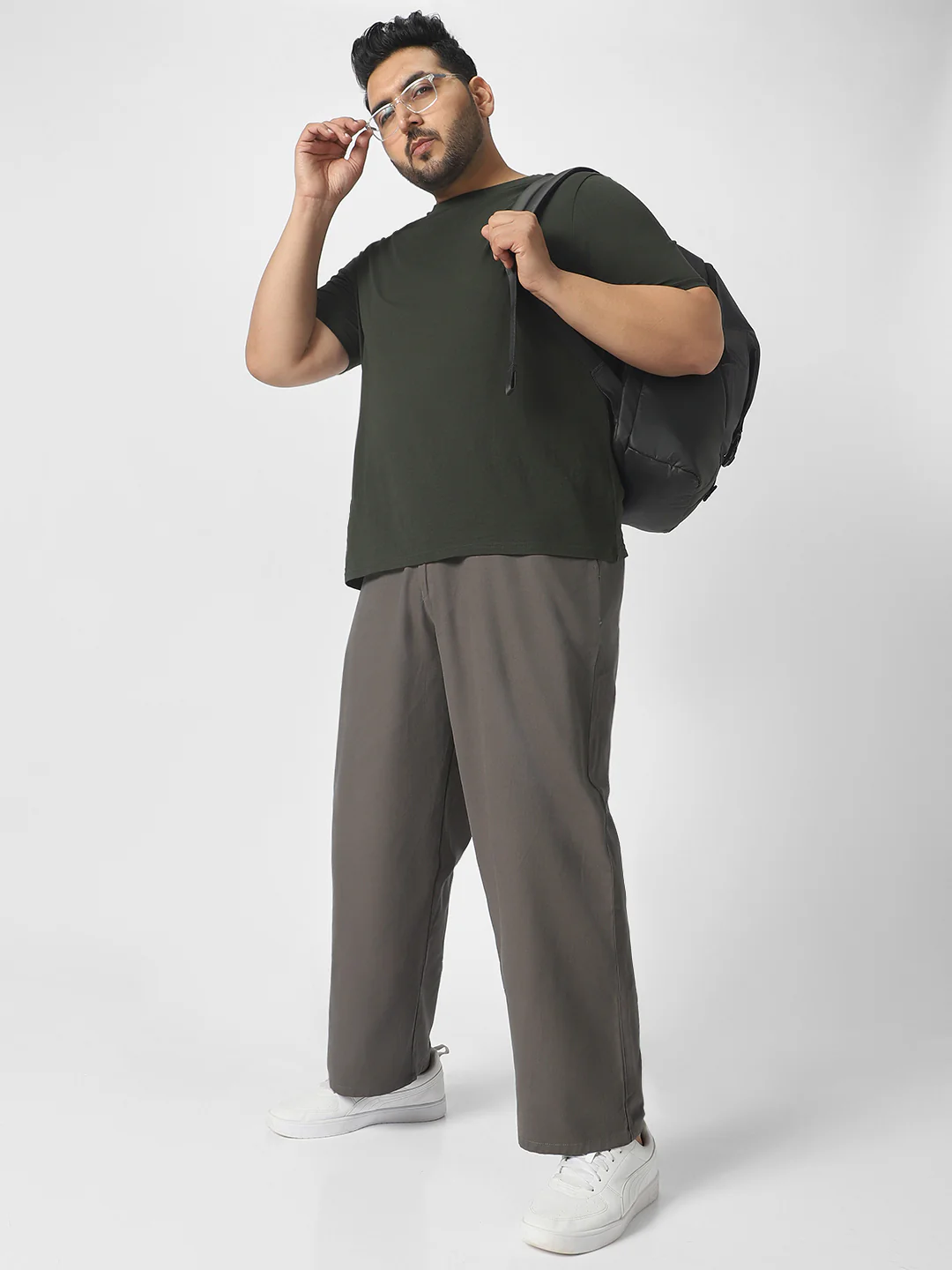 Plus Men's Dark Grey Loose Baggy Fit Solid Chino Trousers Non-Stretchable - Image 4