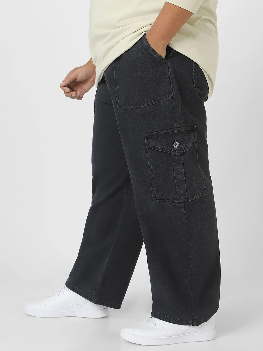 Plus Men's Dark Grey Loose Fit Cargo Jeans with 6 Pockets Non-Stretchable - Image 2
