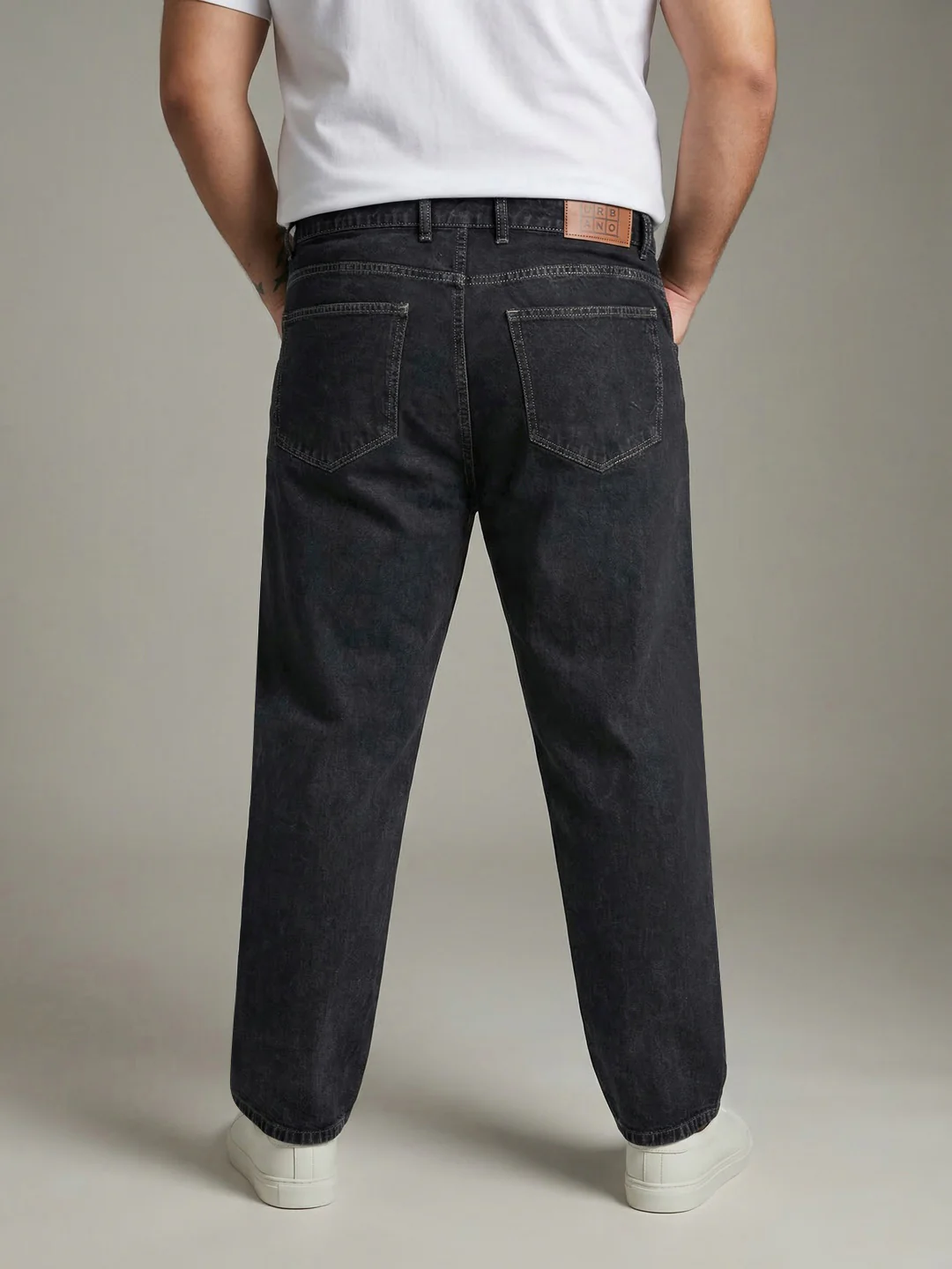 Plus Men's Dark Grey Relaxed Fit Washed Denim Jeans Non-Stretchable - Image 3