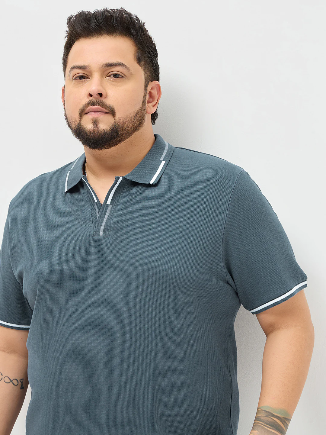 Plus Men's Dark Grey Solid Regular Fit Half Sleeve Cotton Polo T-Shirt - Image 5