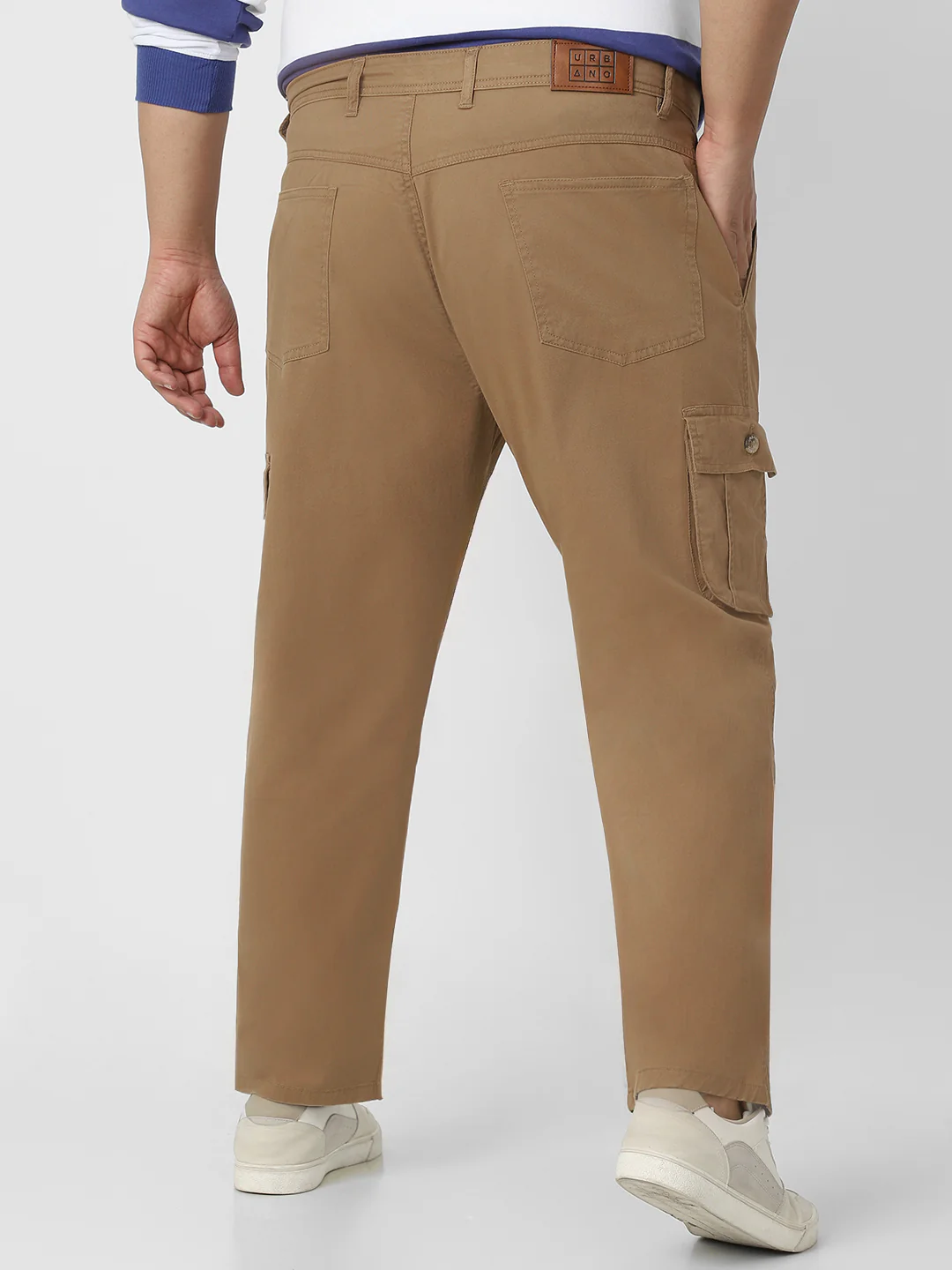 Plus Men's Dark Khaki Regular Fit Solid Cargo Chino Pant with 6 Pockets - Image 4