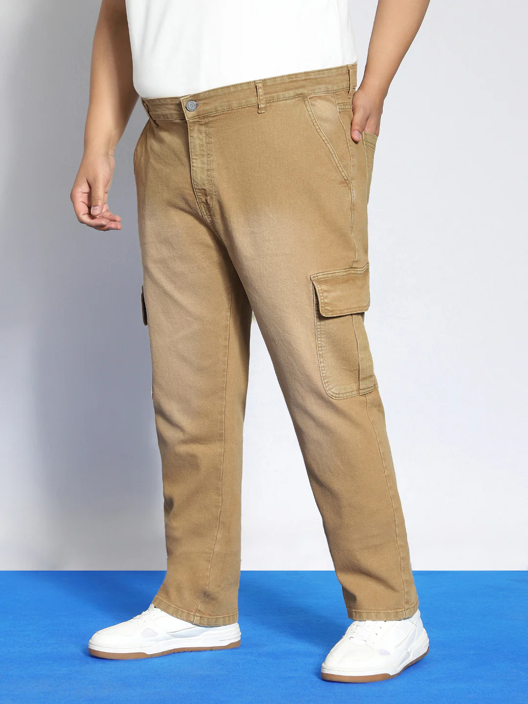 Plus Men's Dark Khaki Regular Fit Washed Cargo Jeans With 6 Pockets Stretchable - Image 2