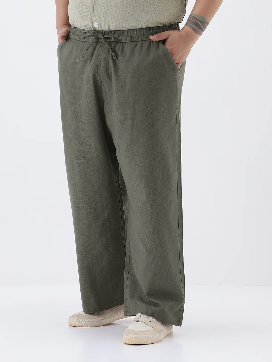 Plus Men's Dusty Grey Loose Fit Solid Linen Blend Trousers Non-Stretchable - Image 2