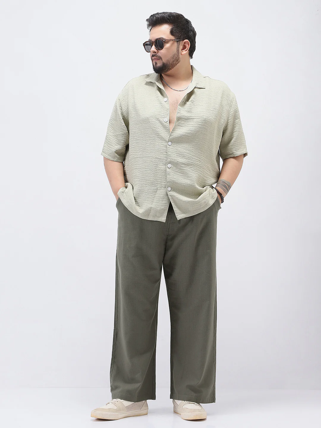 Plus Men's Dusty Grey Loose Fit Solid Linen Blend Trousers Non-Stretchable - Image 4