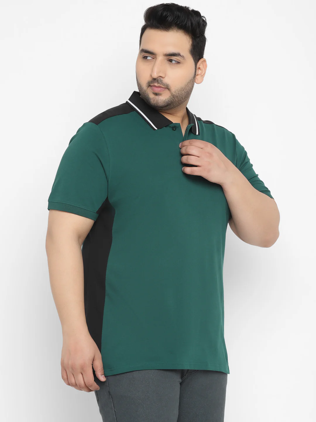 Plus Men's Green, Black Colour-Block Regular Fit Half Sleeve Cotton Polo T-Shirt - Image 2