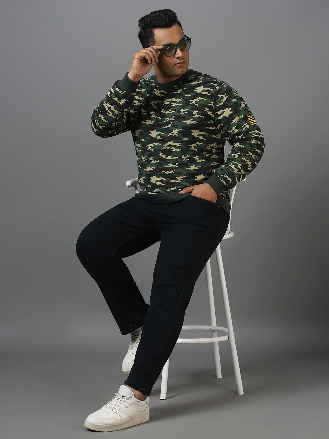 Plus Men's Green Cotton Camouflage Printed Round Neck Sweatshirt - Image 4