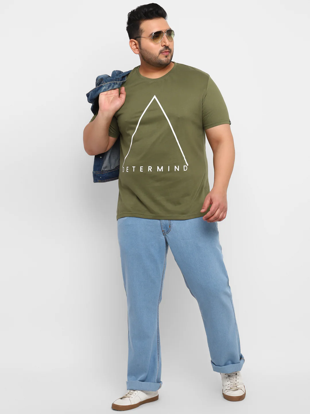 Urbano Plus Men's Green Graphic Printed Half Sleeve Regular Fit Cotton T-Shirt - Image 4
