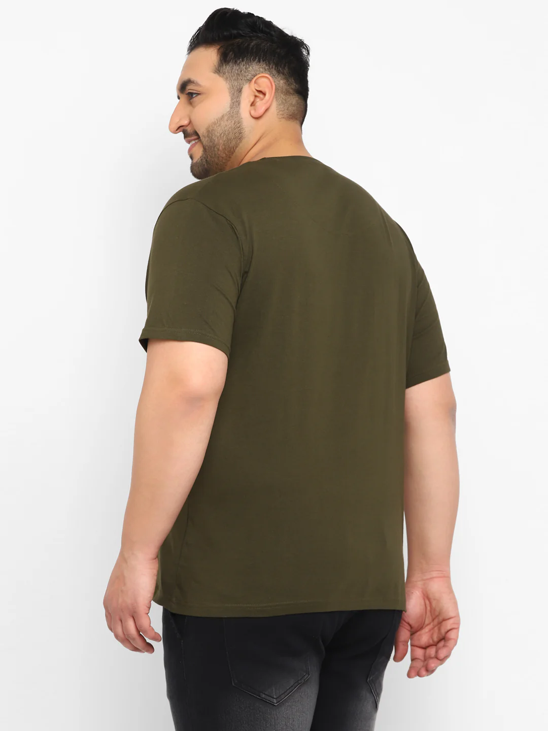 Urbano Plus Men's Green Graphic Printed Half Sleeve Regular Fit Cotton T-Shirt - Image 3