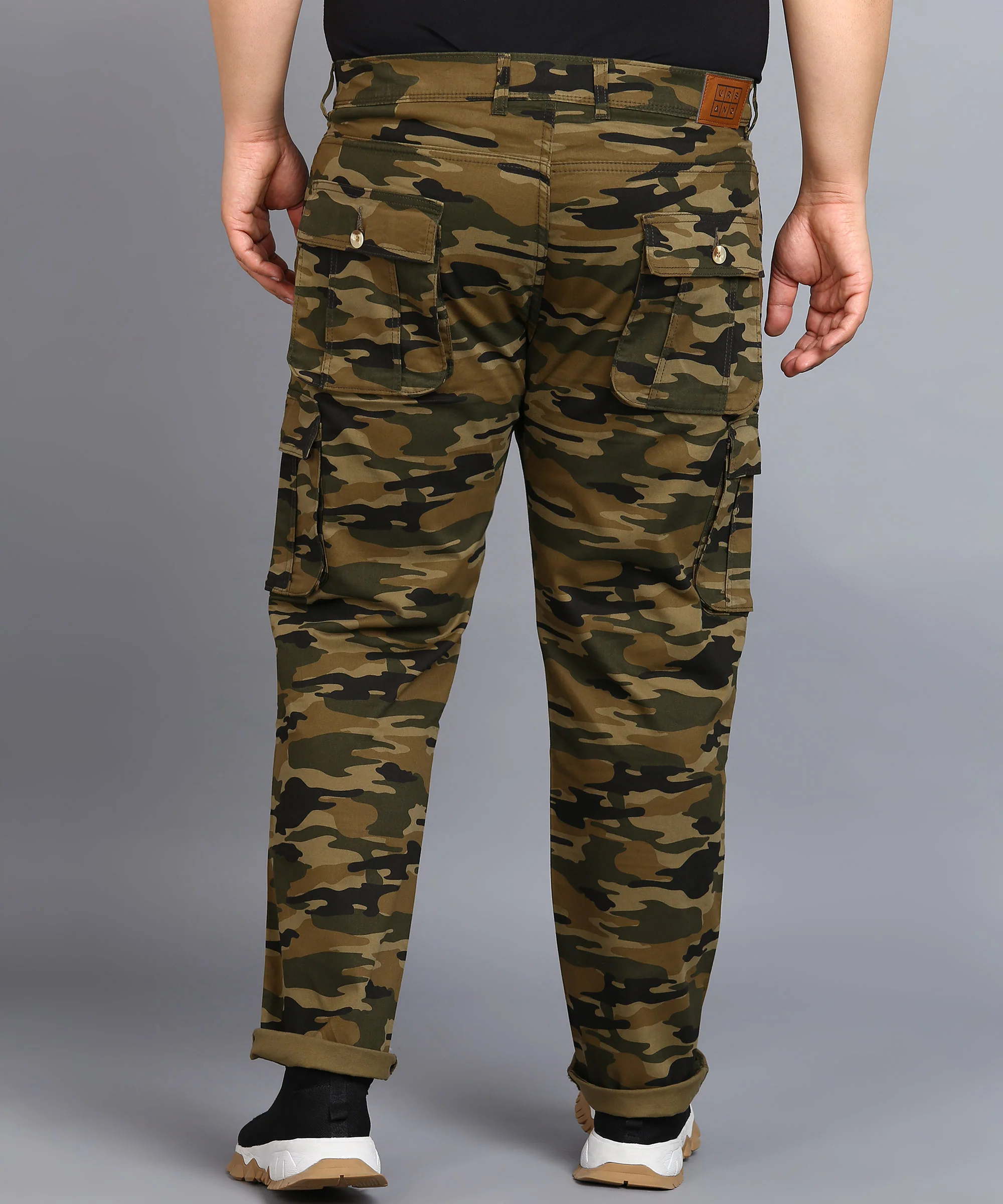 Plus Men's Green Regular Fit Military Camouflage Cargo Chino Pant with 6 Pockets - Image 3