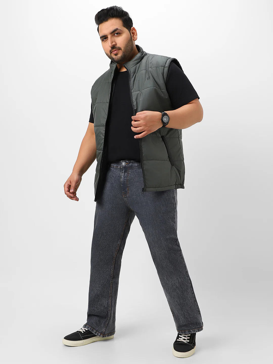 Plus Men's Green Sleeveless Zippered Puffer Jacket - Image 4