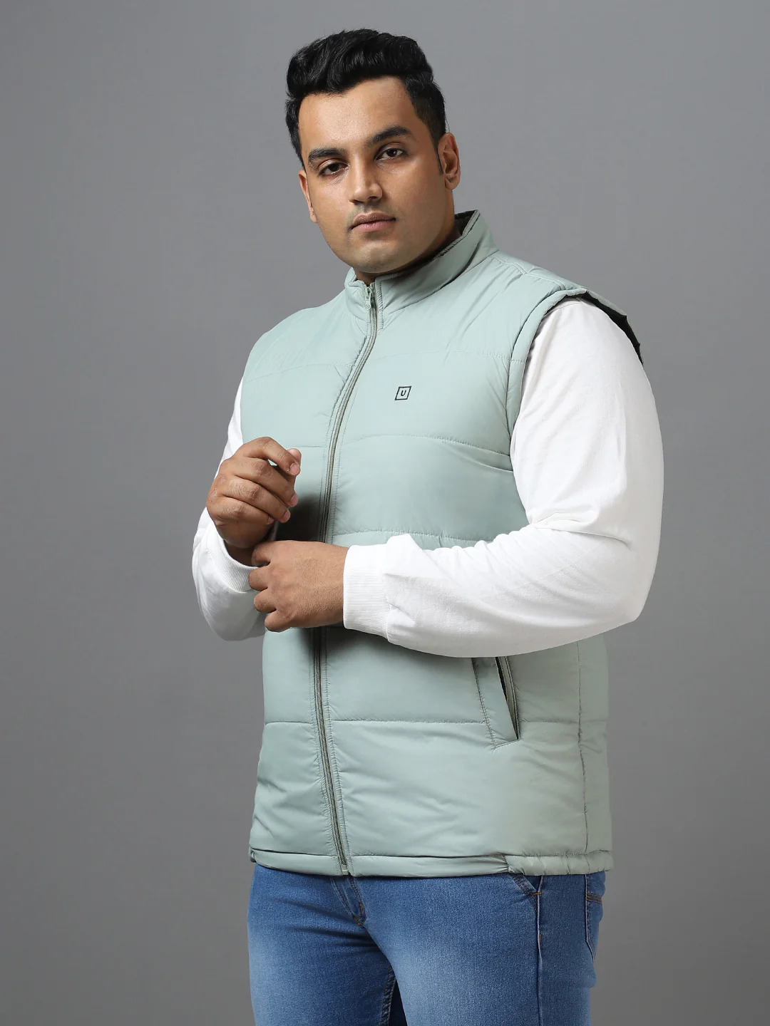 Plus Men's Green Sleeveless Zippered Puffer Jacket - Image 3