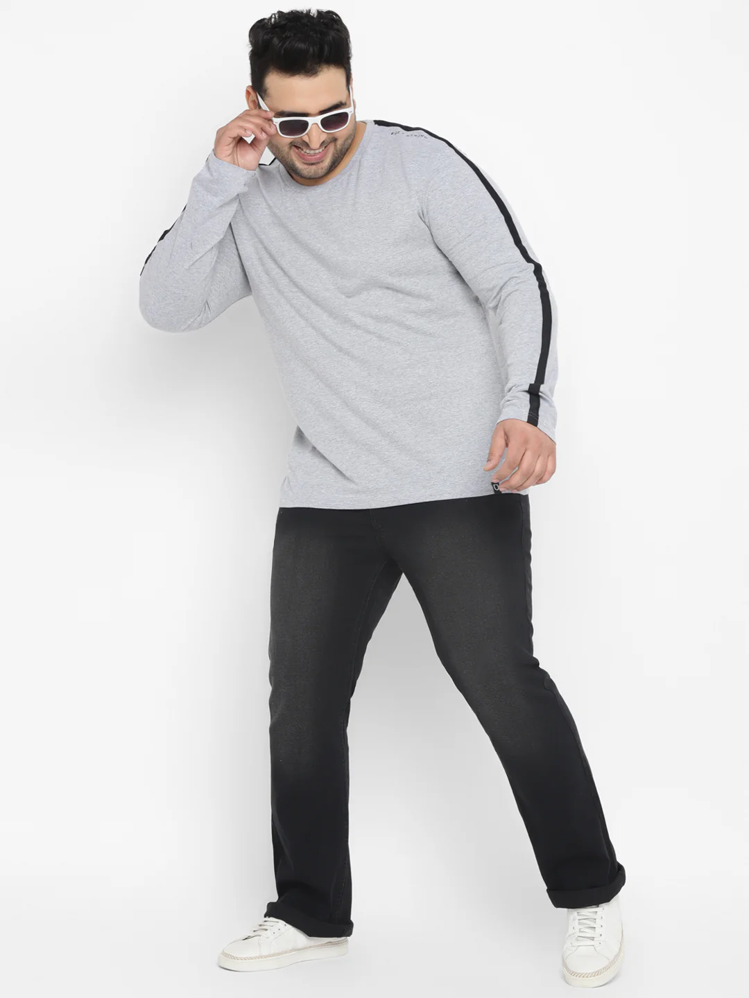 Plus Men's Grey Color-Block Regular Fit Full Sleeve Cotton T-Shirt - Image 4