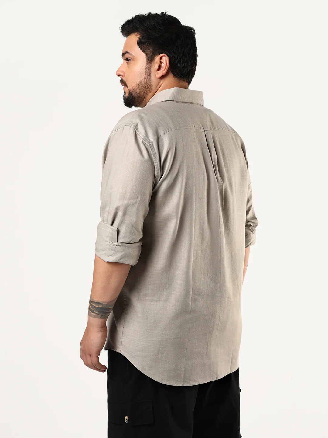 Plus Men's Grey Linen Blend Full Sleeve Relaxed Fit Casual Solid Shirt - Image 3