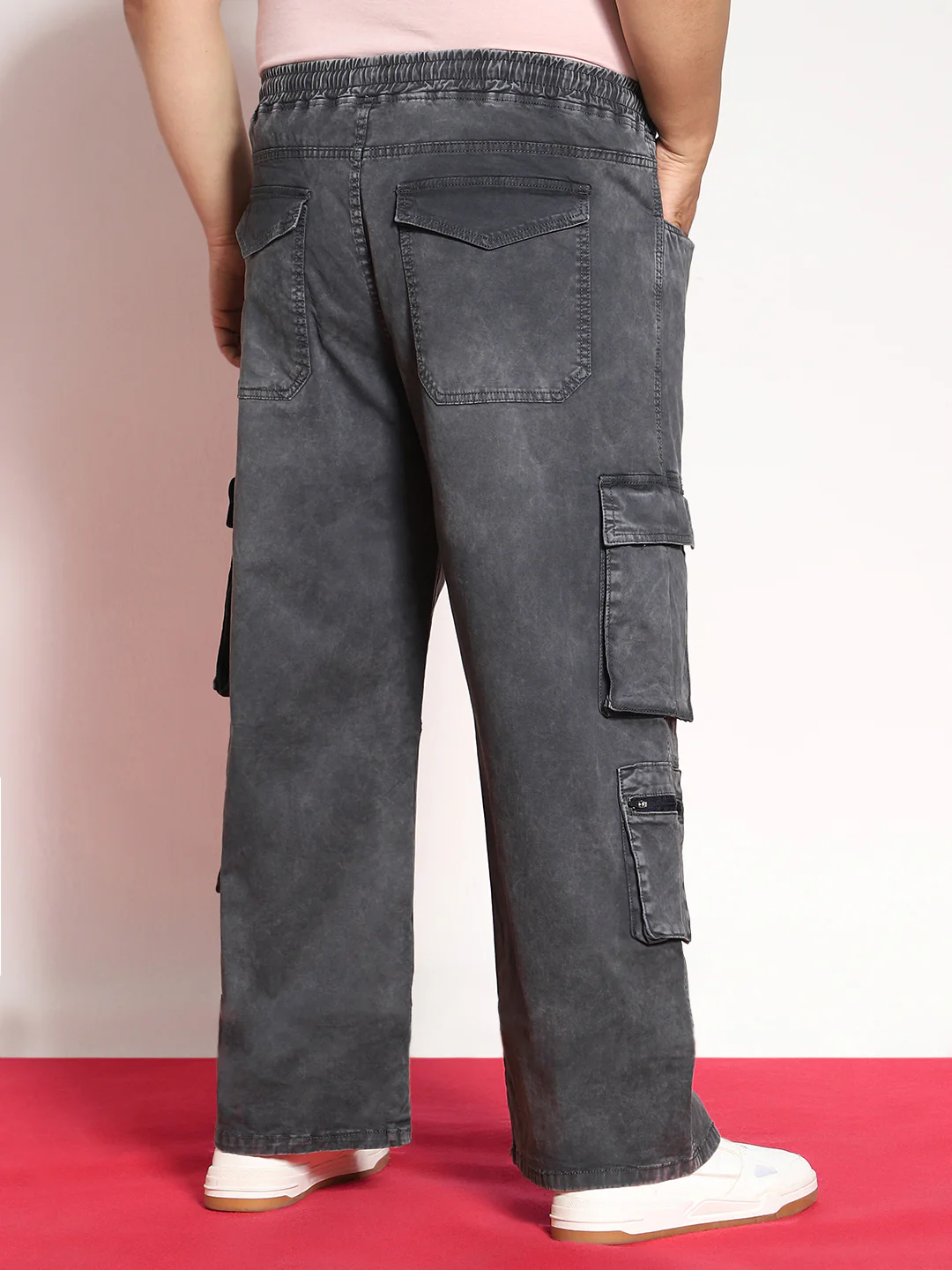 Plus Men's Grey Loose Baggy Fit Travel Cargo Jeans With 8 Pockets Stretchable - Image 3