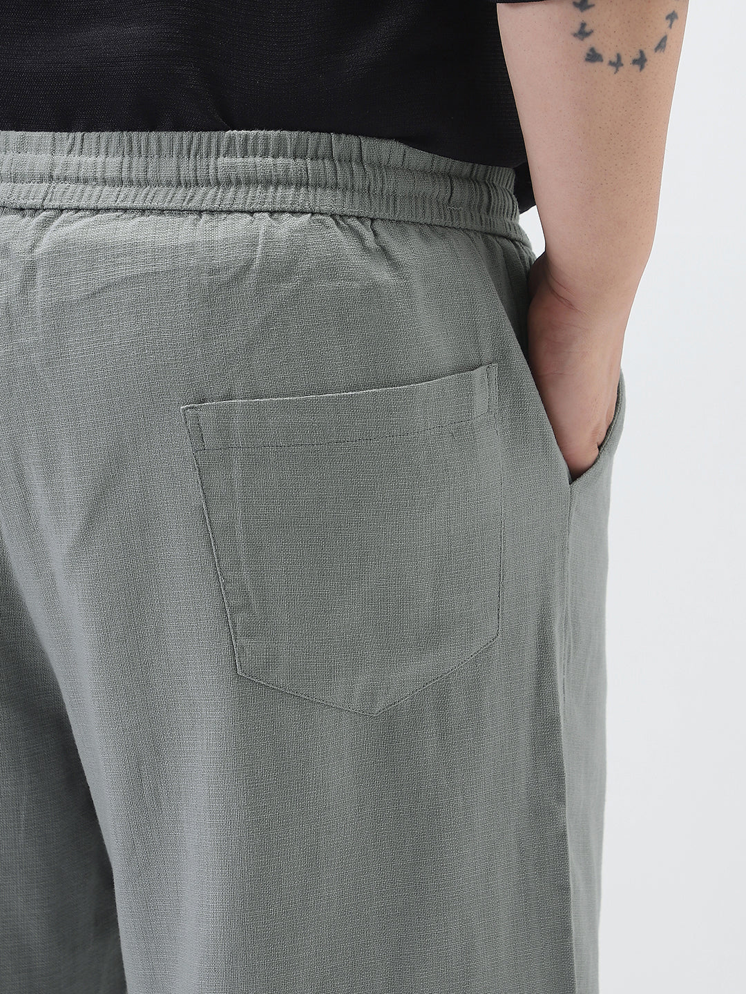 Plus Men's Grey Loose Fit Solid Linen Blend Trousers Non-Stretchable - Image 6