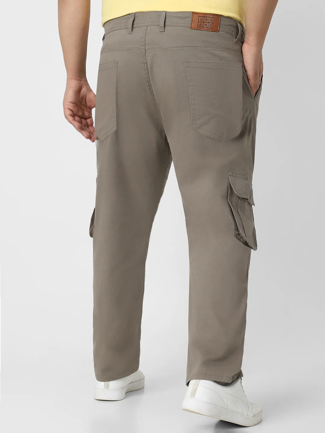 Plus Men's Grey Regular Fit Solid Cargo Chino Pant with 6 Pockets - Image 4