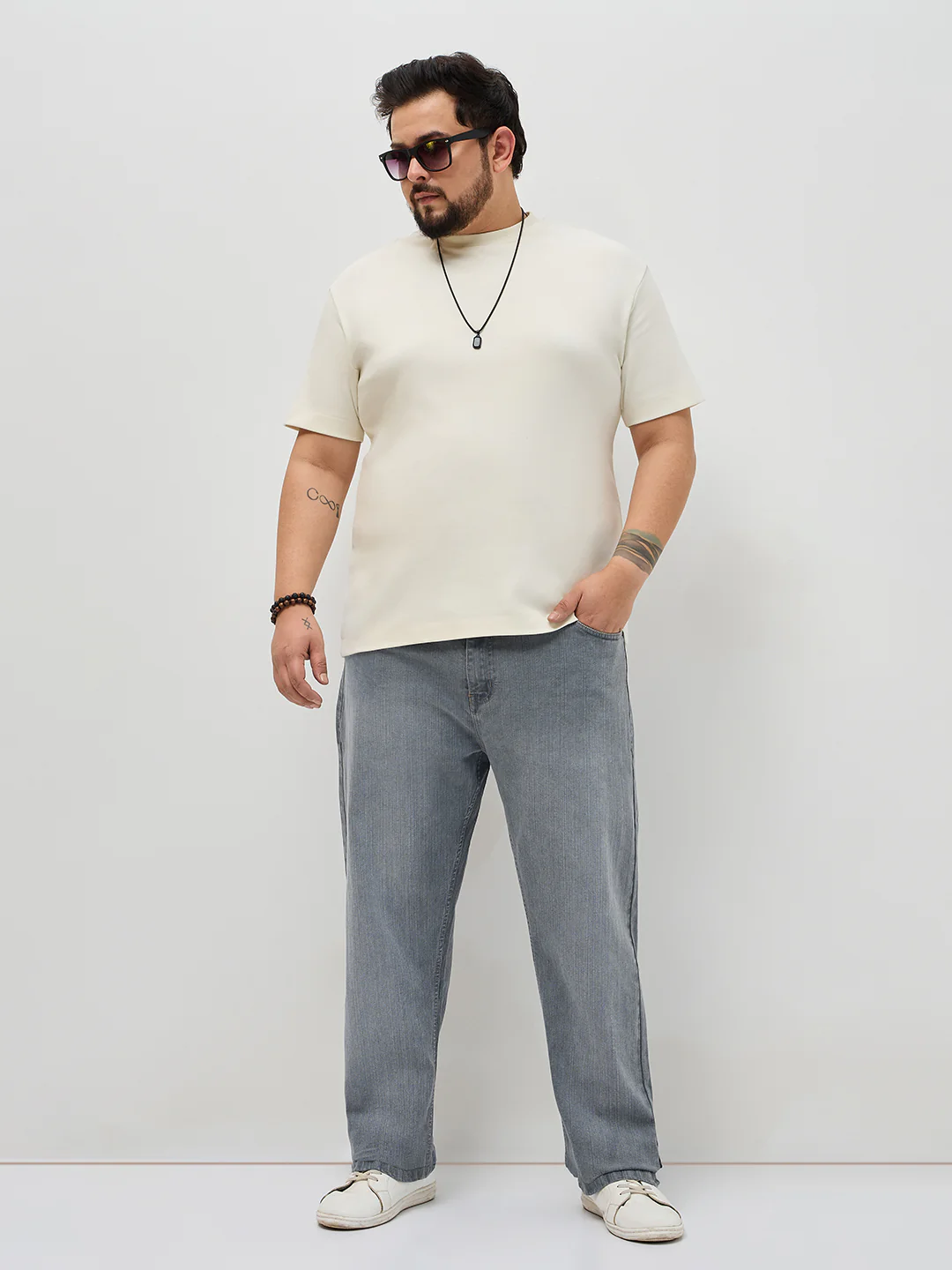 Plus Men's Grey Straight Fit Washed Denim Jeans Stretchable - Image 4