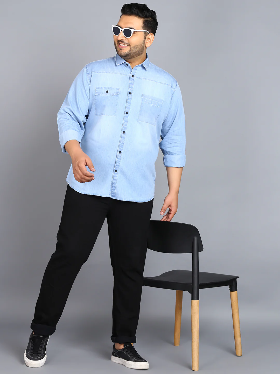 Plus Men's Ice Blue Denim Full Sleeve Regular Fit Washed Casual Shirt - Image 4