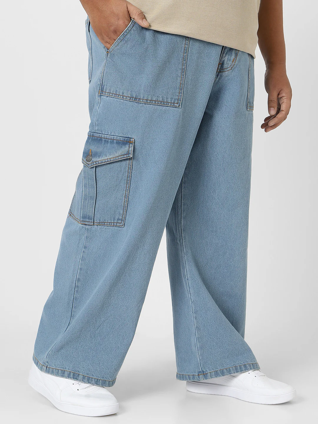 Plus Men's Ice Blue Loose Fit Cargo Jeans with 6 Pockets Non-Stretchable - Image 3