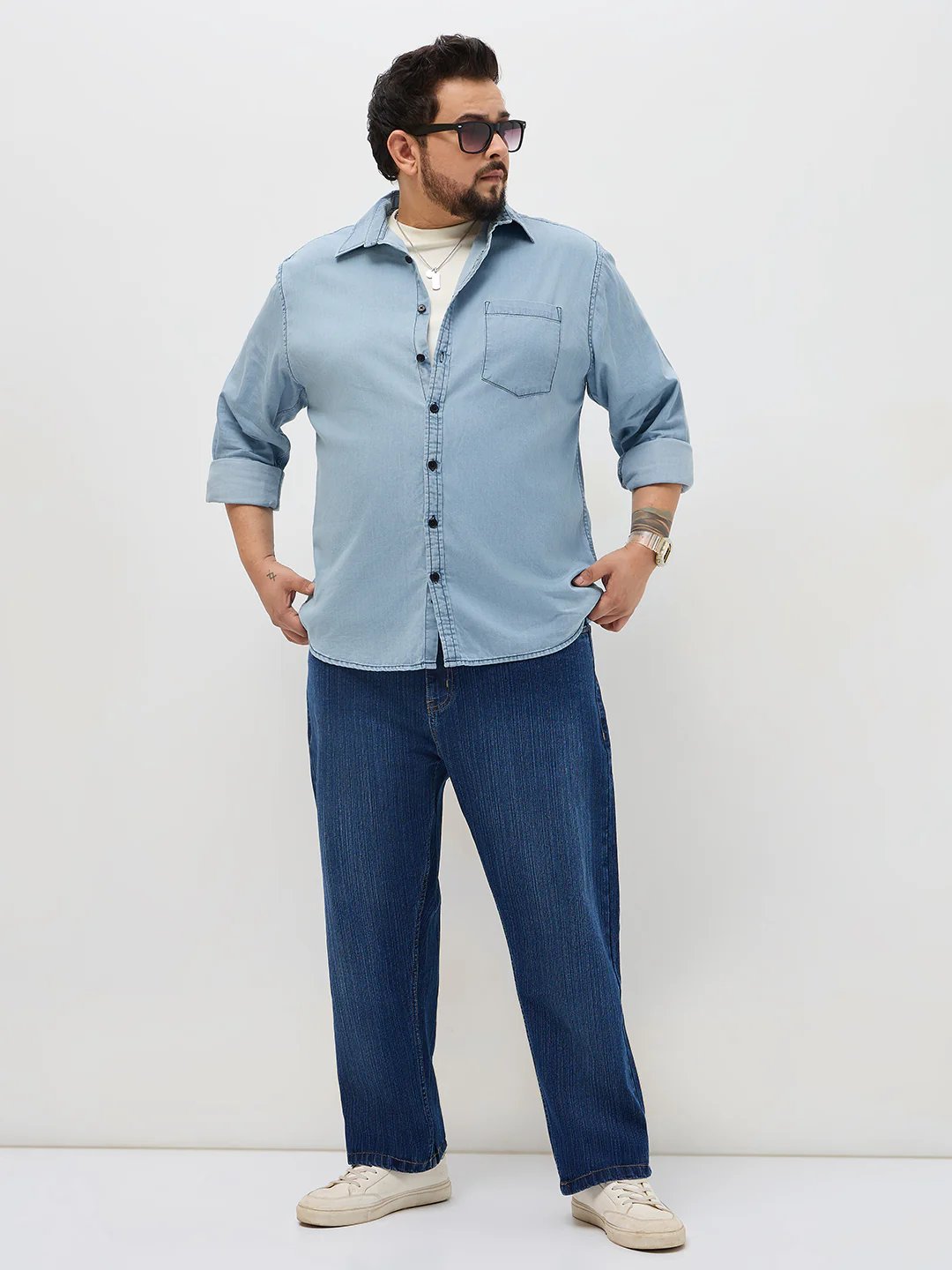 Plus Men's Ice Blue Regular Fit Full Sleeve Solid Denim Shirt - Image 4