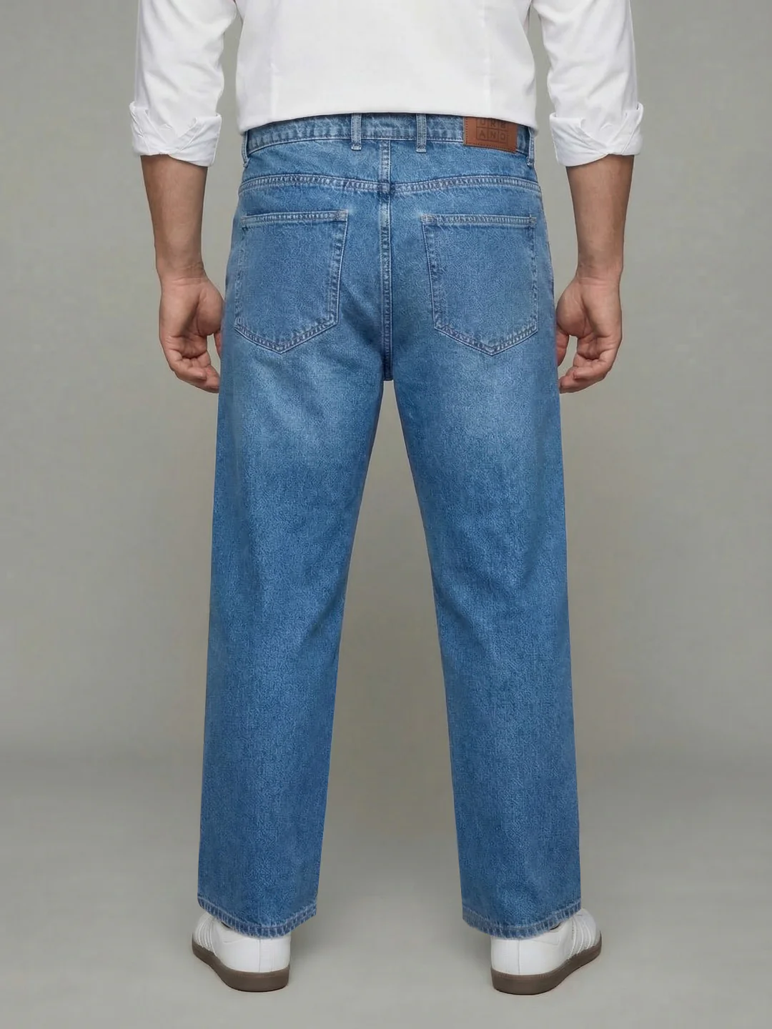 Plus Men's Ice Blue Relaxed Fit Washed Denim Jeans Non-Stretchable - Image 3