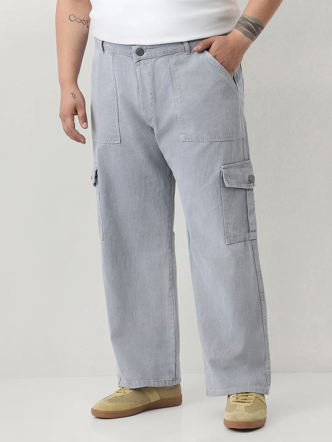 Plus Men's Ice Grey Loose Fit Cargo Jeans with 6 Pockets Non-Stretchable - Image 3