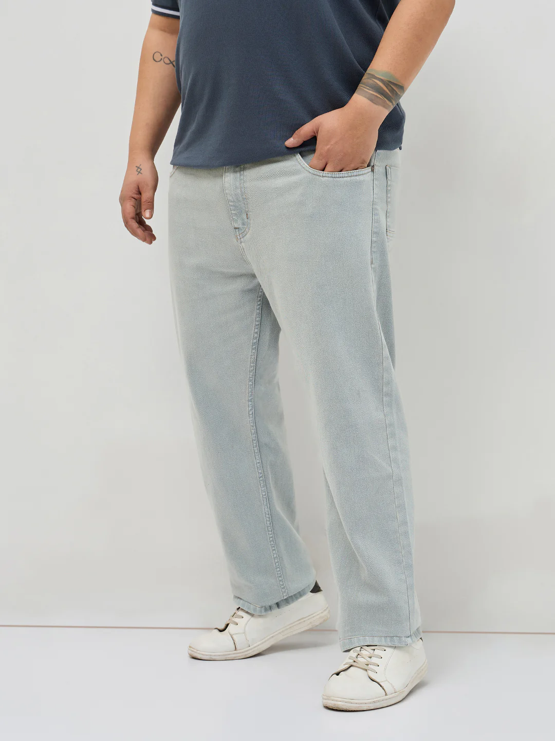 Plus Men's Ice Grey Regular Fit Towel Washed Yellow Tint Denim Jeans Stretchable - Image 2