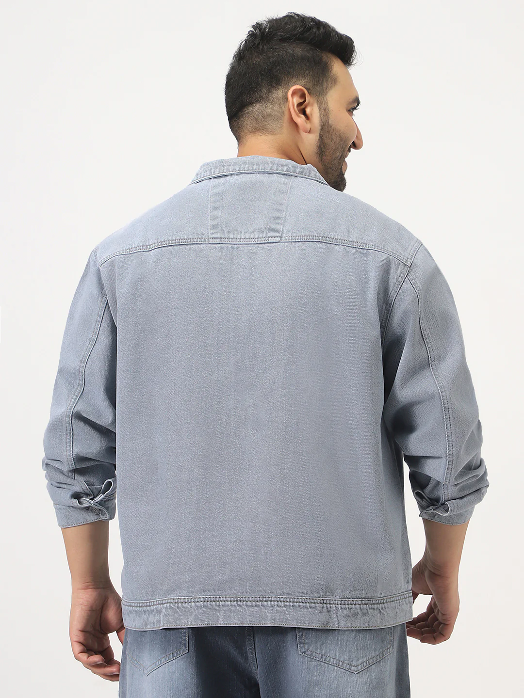 Plus Men's Ice Grey Relaxed Fit Full Sleeve Utility Denim Jacket - Image 4