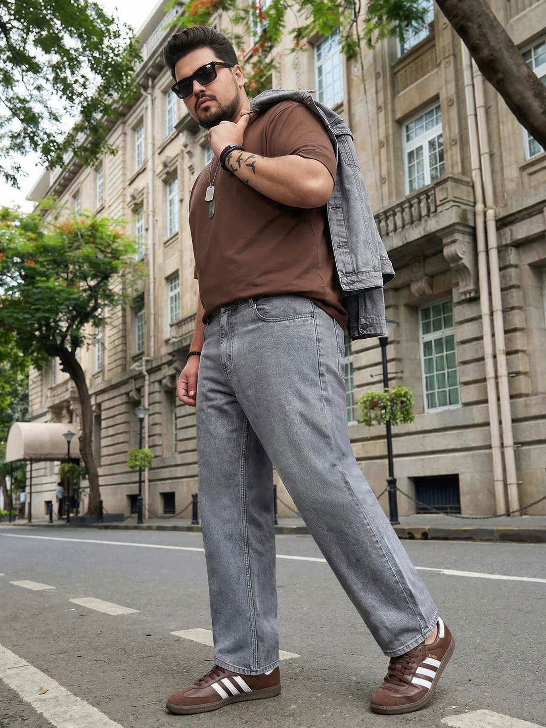 Plus Men's Ice Grey Relaxed Fit Washed Denim Jeans Non-Stretchable - Image 4
