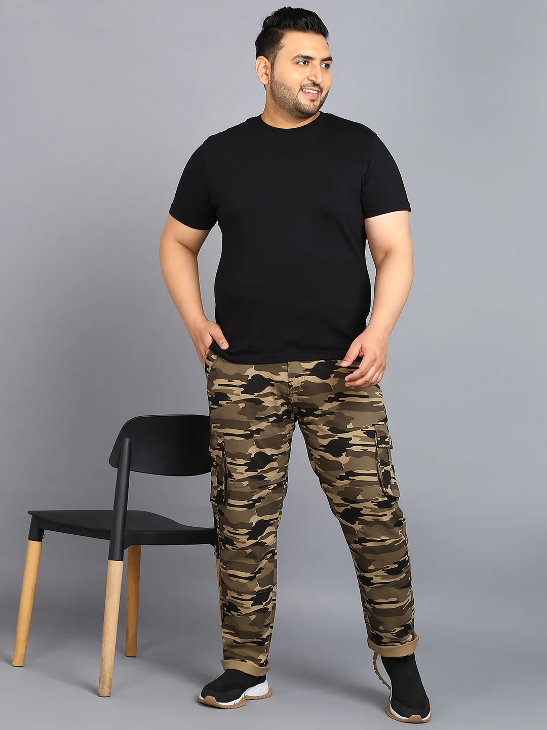 Plus Men's Khaki Regular Fit Military Camouflage Cargo Chino Pant with 6 Pockets - Image 4