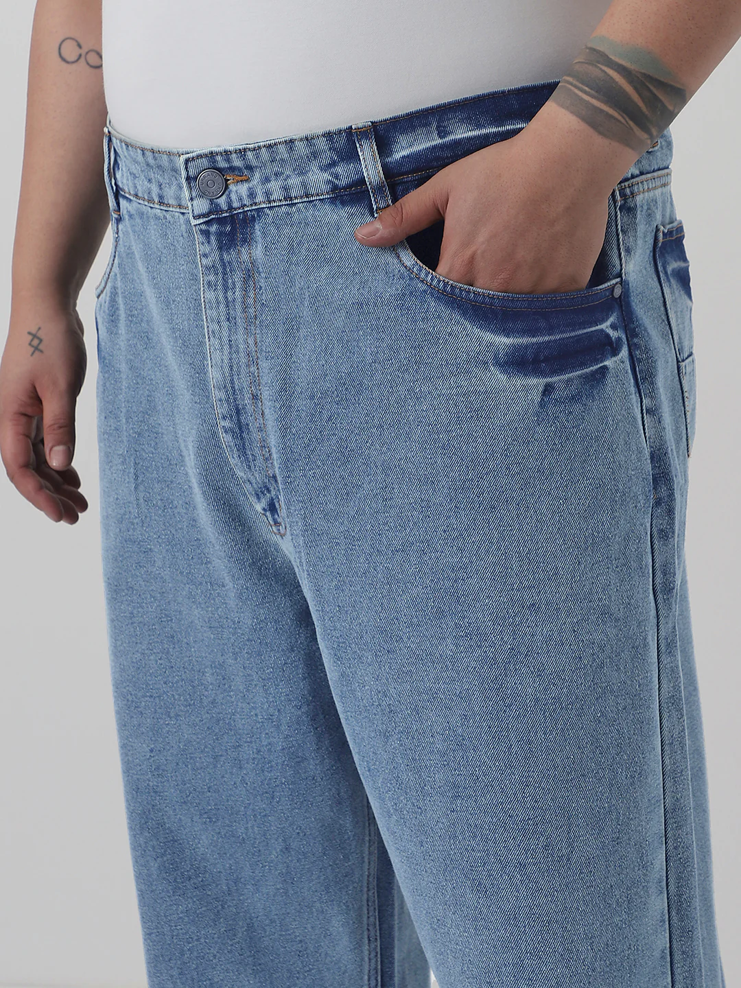 Plus Men's Light Blue  Loose Baggy Fit Washed Jeans Non-Stretchable - Image 5