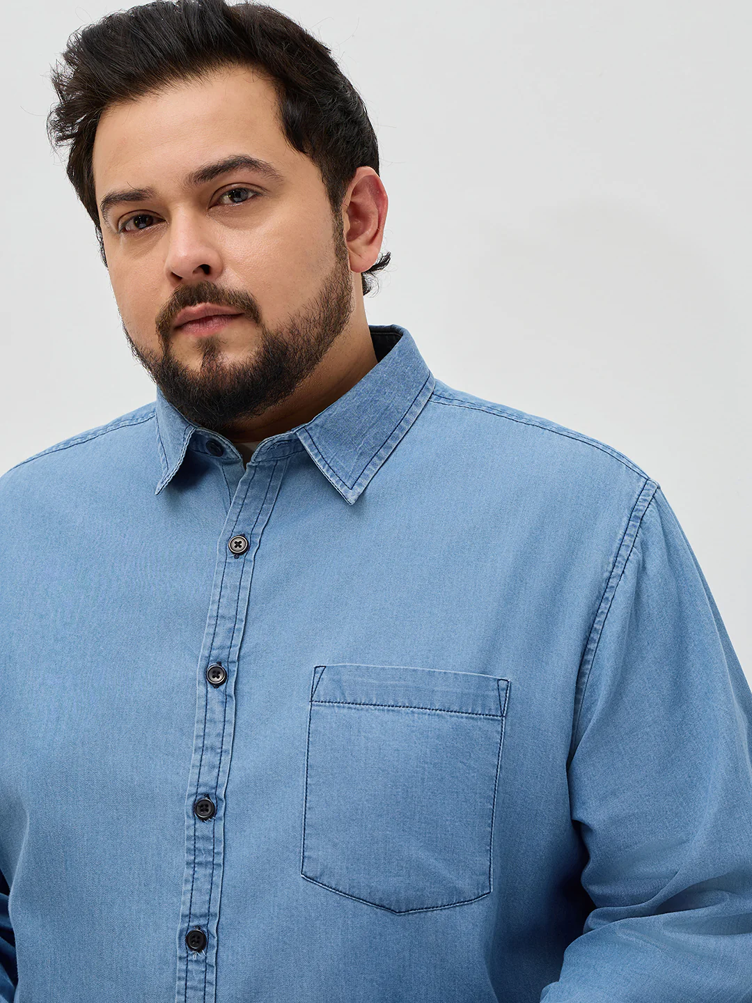 Plus Men's Light Blue Regular Fit Full Sleeve Solid Denim Shirt - Image 5