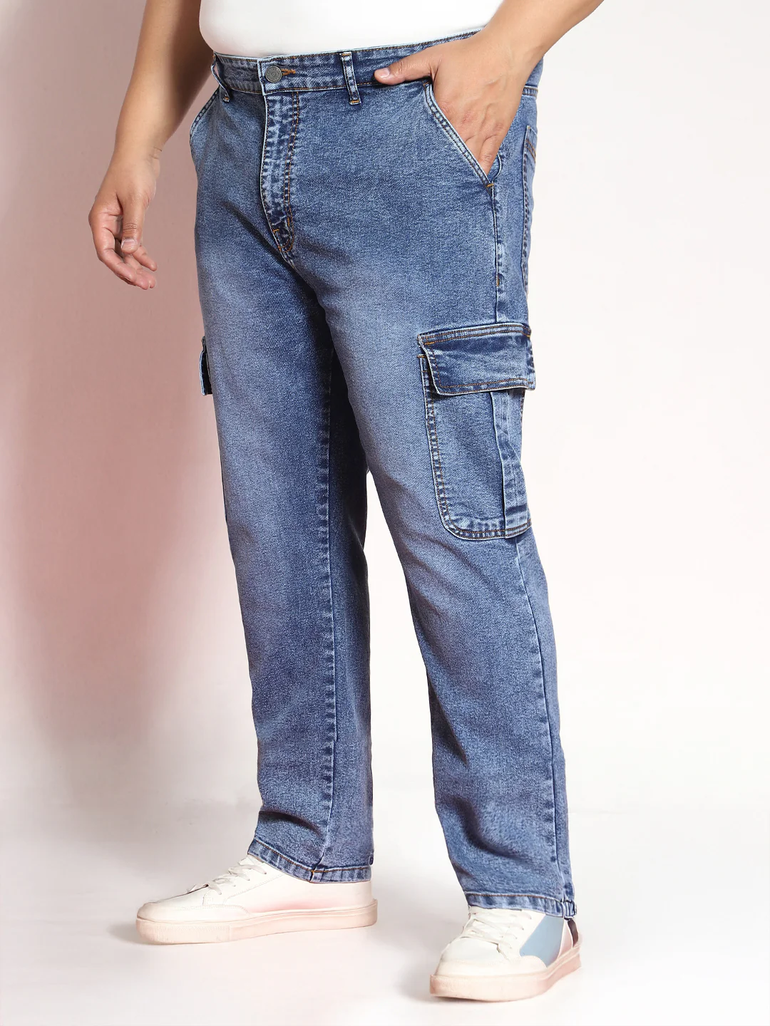 Plus Men's Light Blue Regular Fit Washed Cargo Jeans With 6 Pockets Stretchable - Image 2