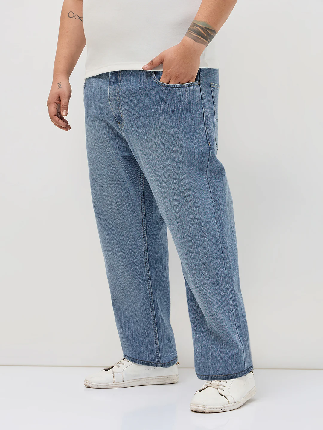 Plus Men's Light Blue Straight Fit Washed Denim Jeans Stretchable - Image 2