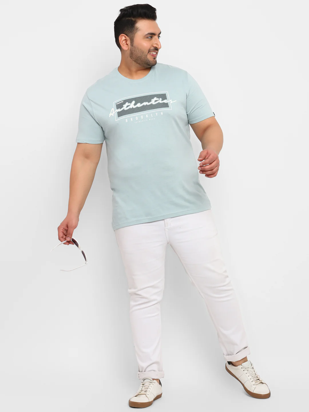 Urbano Plus Men's Light Green Graphic Printed Half Sleeve Regular Fit Cotton T-Shirt - Image 4