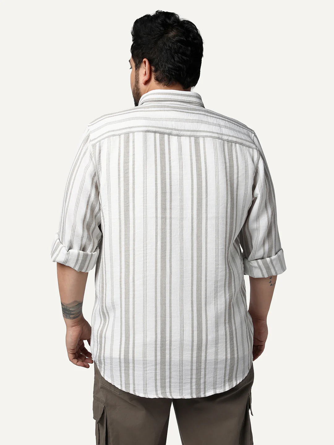 Plus Men's Light Grey Cotton Full Sleeve Relaxed Fit Linen Striped Shirt with Spread Collar - Image 3