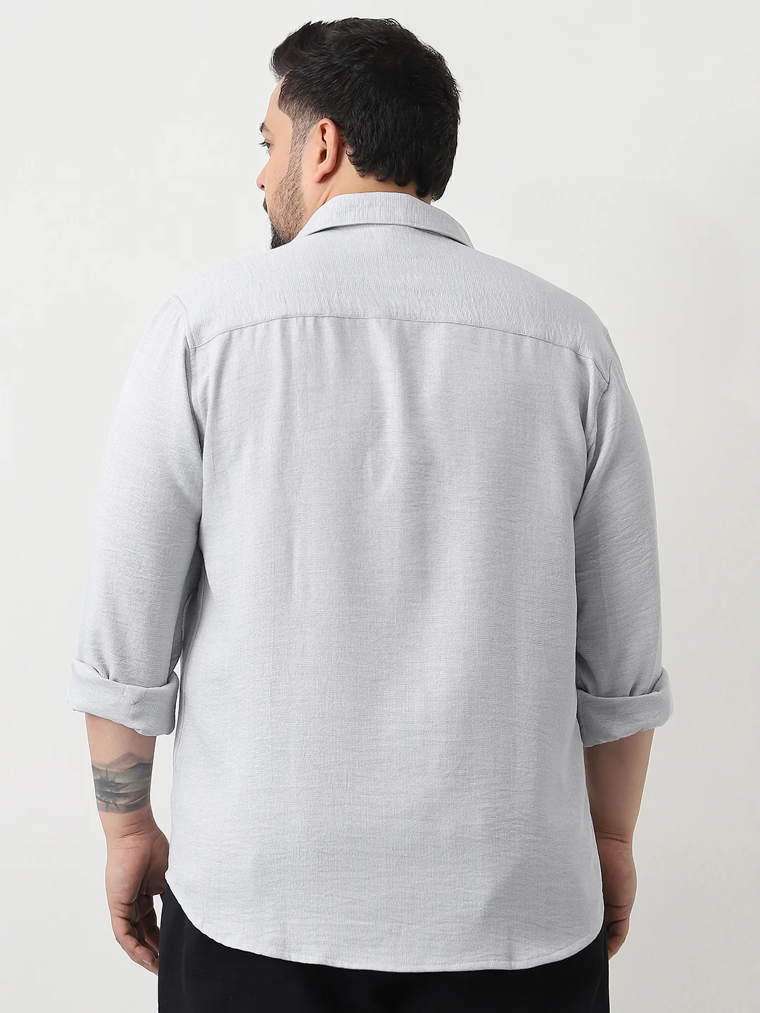 Plus Men's Light Grey Linen Blend Full Sleeve Relaxed Fit Casual Solid Shirt - Image 4