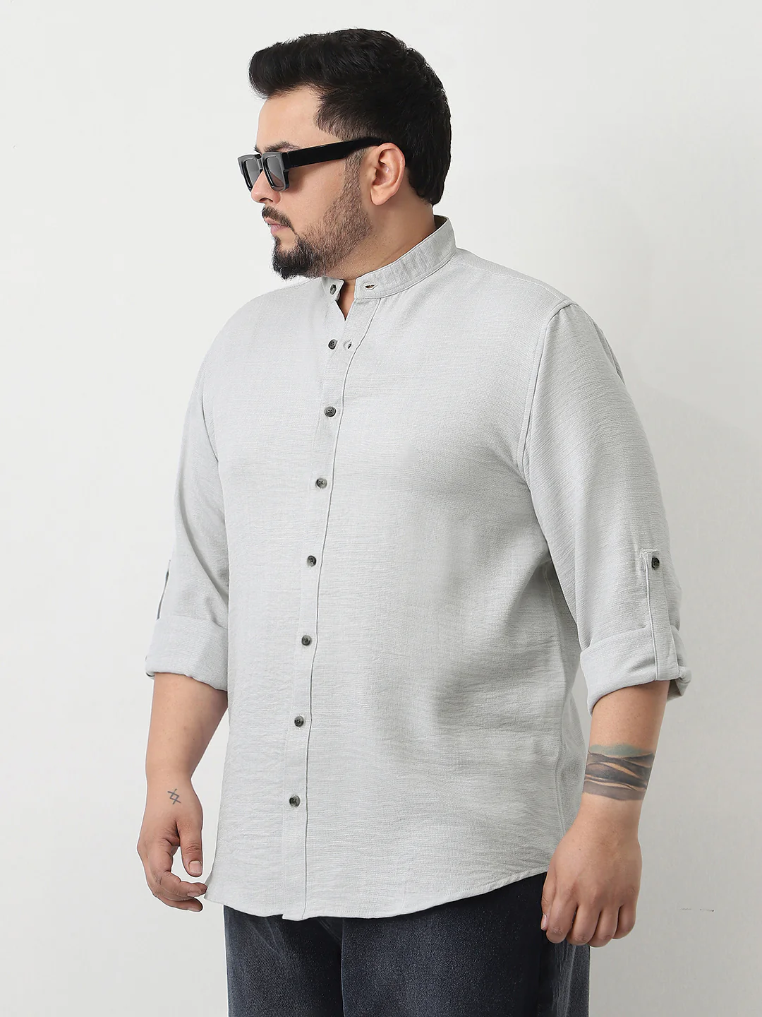 Plus Men's Light Grey Linen Blend Full Sleeve Relaxed Fit Mandarin Collar Casual Solid Shirt - Image 3
