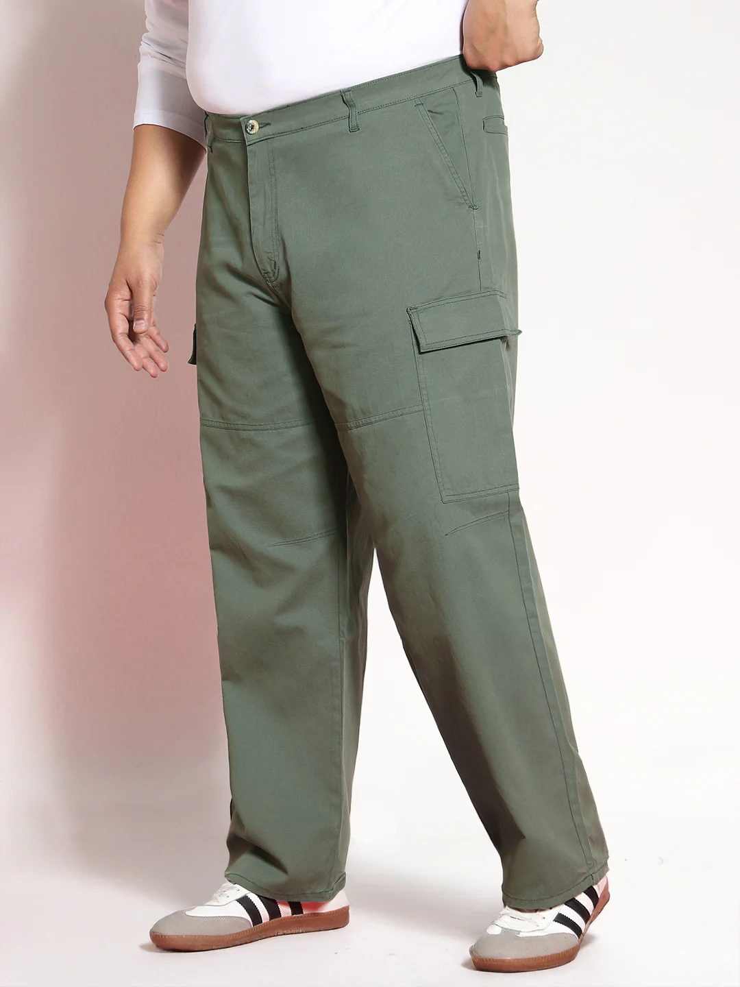 Plus Men's Light Grey Loose Baggy Fit Solid Cargo Chino Pant with 6 Pockets Non-Stretchable - Image 3