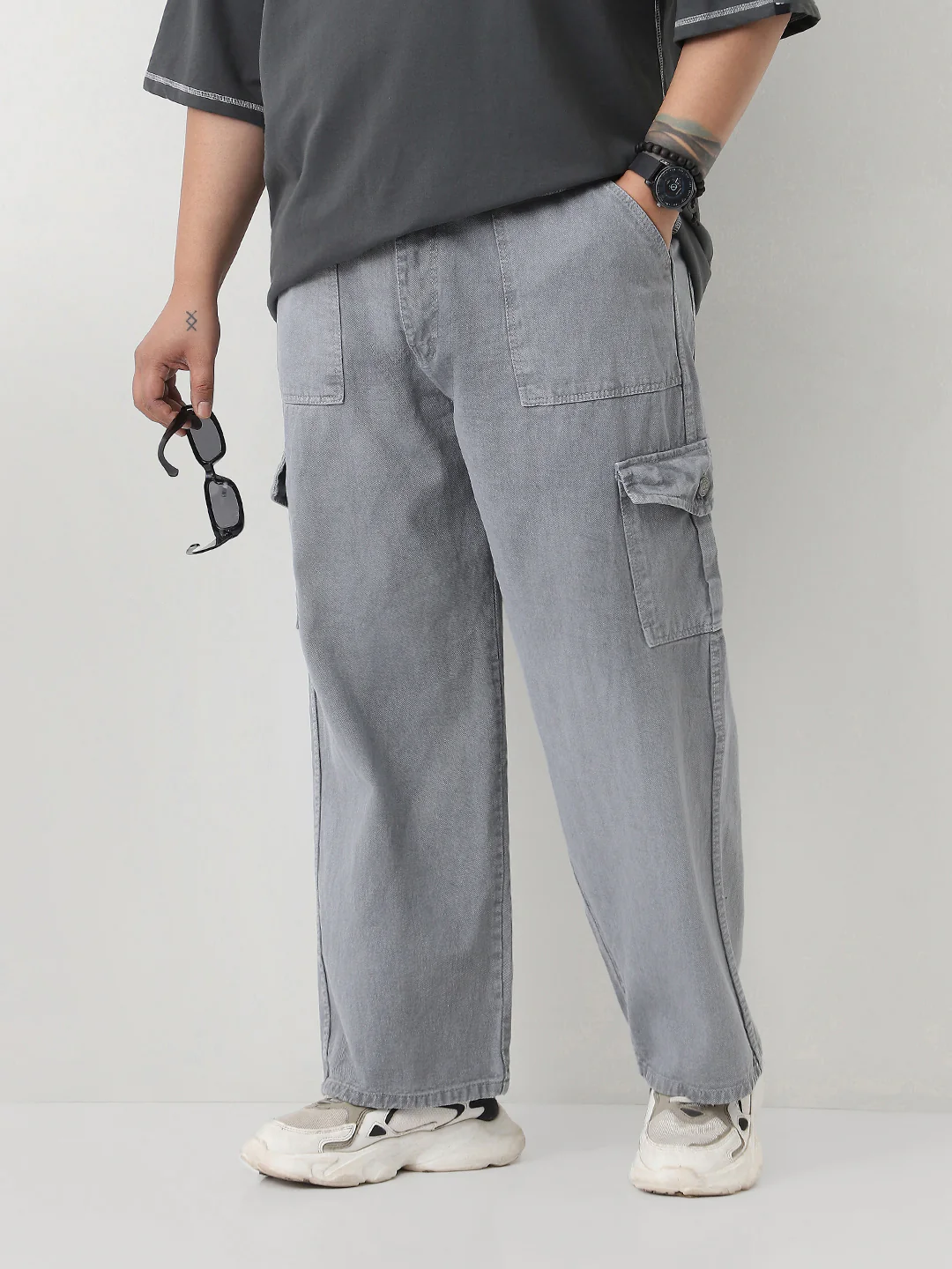 Plus Men's Light Grey Loose Fit Cargo Jeans with 6 Pockets Non-Stretchable - Image 2