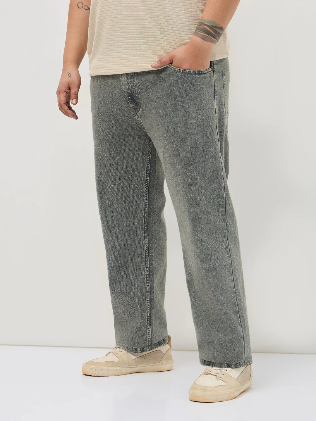 Plus Men's Light Grey Regular Fit Towel Washed Yellow Tint Denim Jeans Stretchable - Image 2