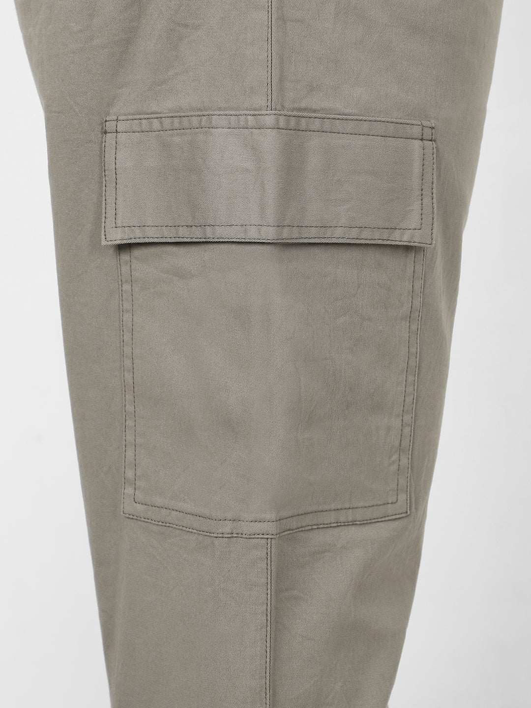 Plus Men's Light Grey Regular Fit Solid Cargo Chino Pant with 6 Pockets Stretchable - Image 5