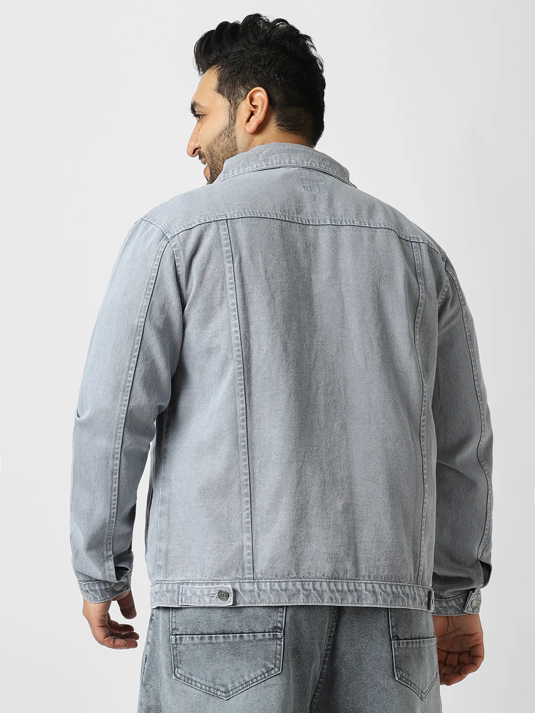Plus Men's Light Grey Regular Fit Washed Full Sleeve Denim Jacket - Image 3