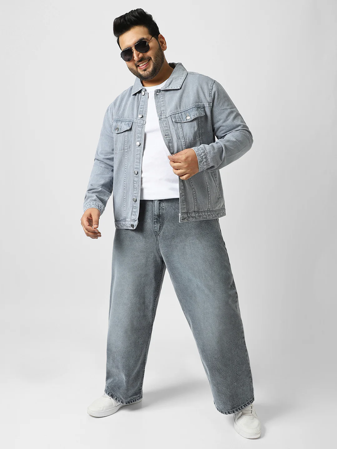 Plus Men's Light Grey Regular Fit Washed Full Sleeve Denim Jacket - Image 4
