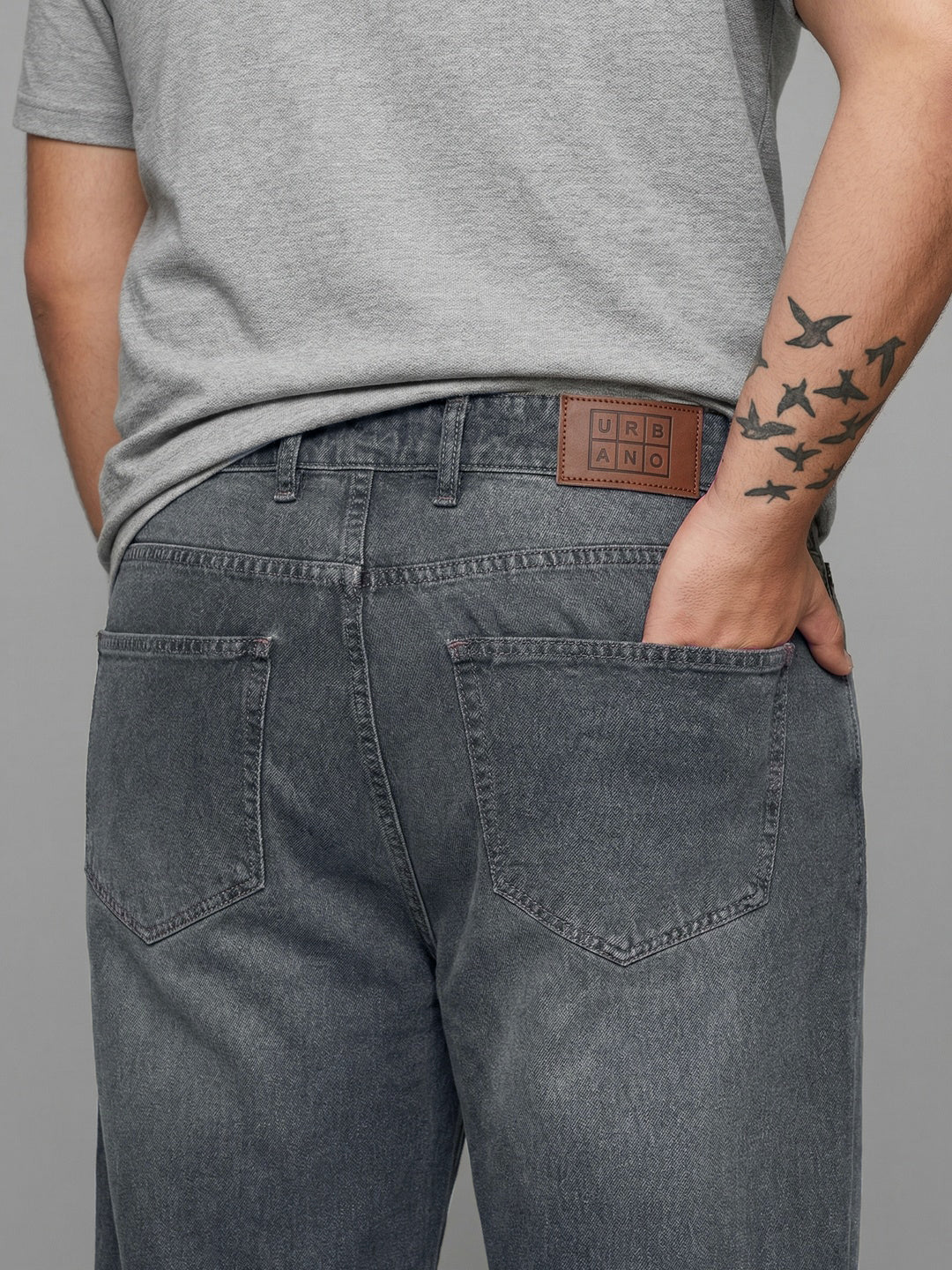 Plus Men's Light Grey Relaxed Fit Washed Denim Jeans Non-Stretchable - Image 5
