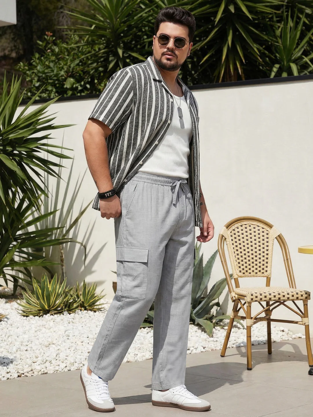 Plus Men's Light Grey Straight Fit Linen Cargo Pants with 6 Pockets - Image 4