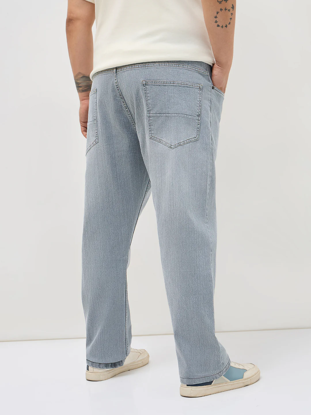 Plus Men's Light Grey Straight Fit Washed Denim Jeans Stretchable - Image 3
