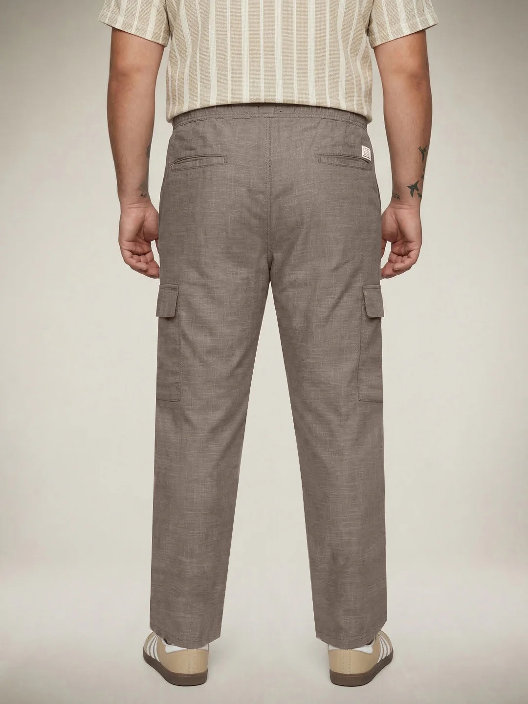 Plus Men's Light Khaki Straight Fit Linen Cargo Pants with 6 Pockets - Image 3