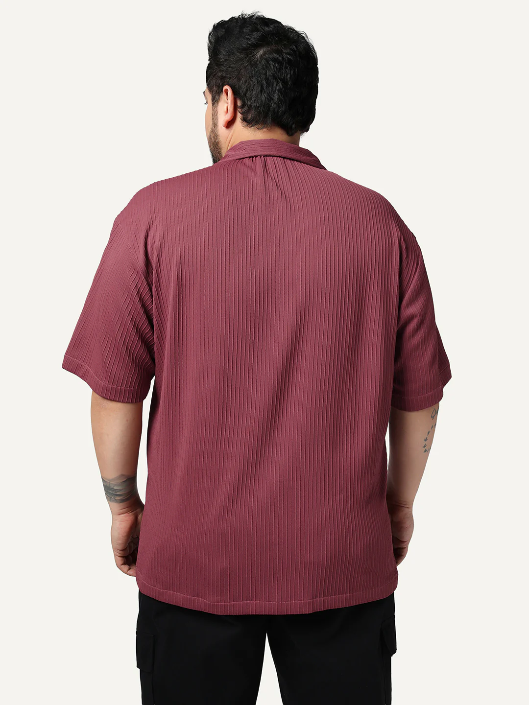 Plus Men's Light Maroon Cotton Half Sleeve Oversized Fit Textured Shirt with Cuban Collar - Image 3